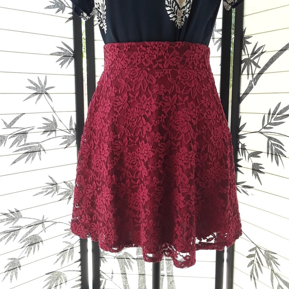 Rue 21 Burgandy Floral Lace Skater Mini Skirt Size M